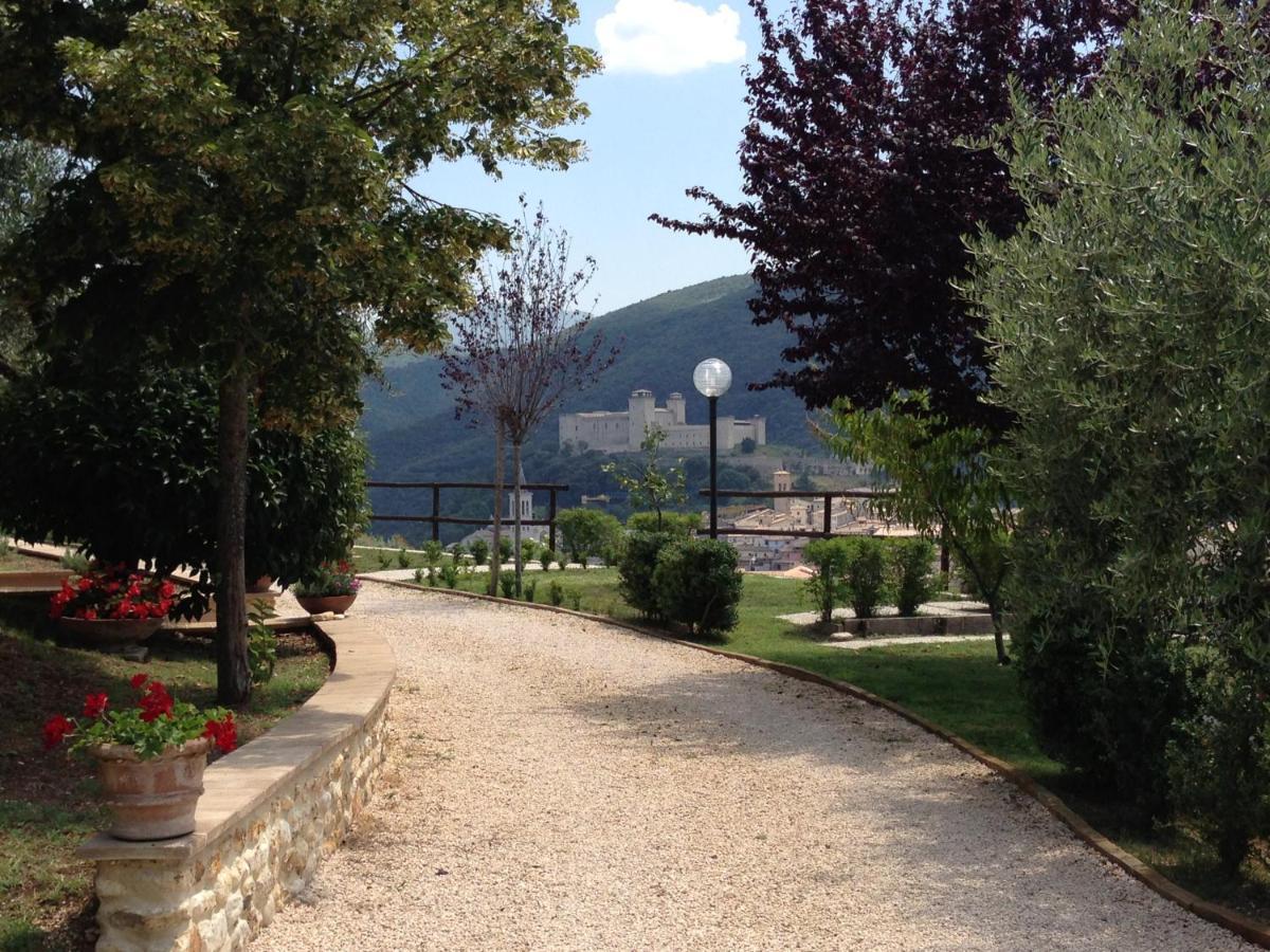 Agriturismo Collerisana Сполето Екстериор снимка